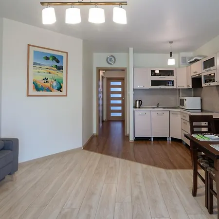 Triapart Amber Vii * Jantar